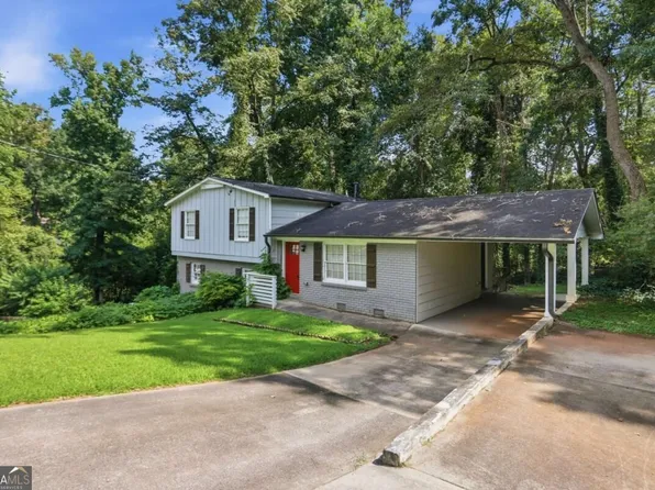 1633 Pine Glen Cir, Decatur, GA 30035