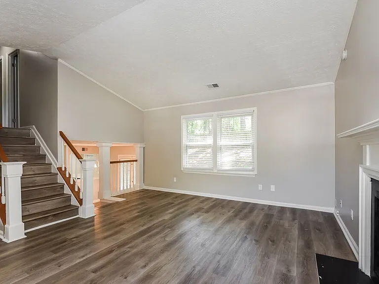 10305 Virginia Pine Ln — Photo 8