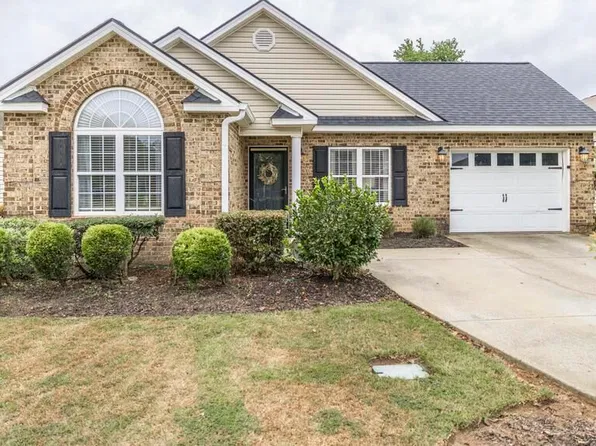 104 Monticello Dr, Byron, GA 31008