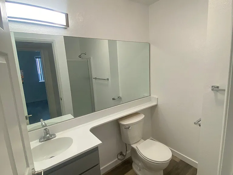 2310 Montrose Ave #3 — Photo 15