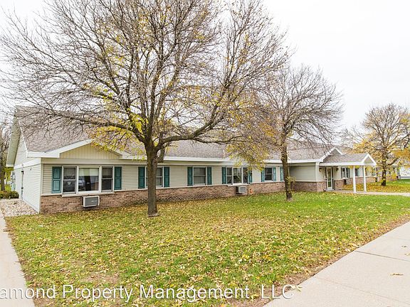 2nd image of 2960 Hickory Dr APT 105