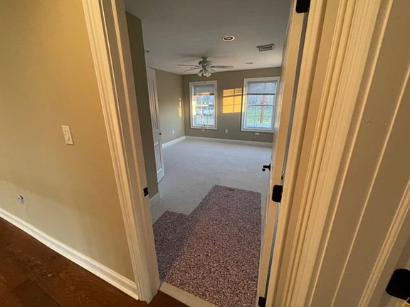 Upstairs guest bedroom