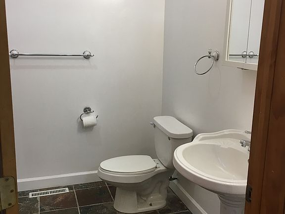 4th image of 4819 N Oakley Ave