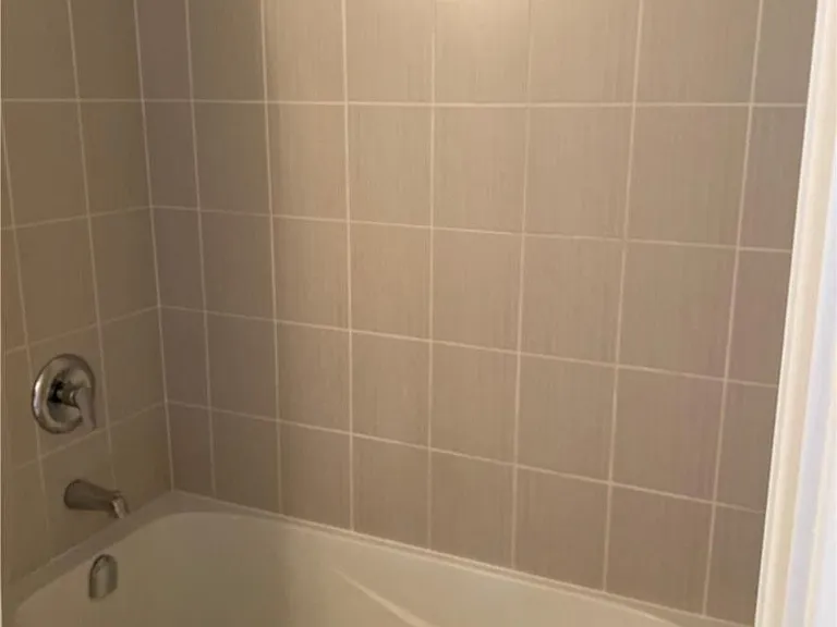 17 Zorra St #810 — Photo 14