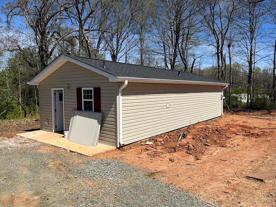 1st image of 2207 N State Highway 87 Hwy