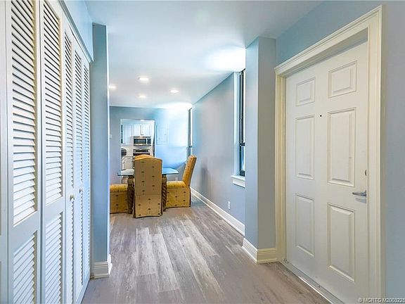 5th image of 3442 NE Causeway Blvd APT 5-402