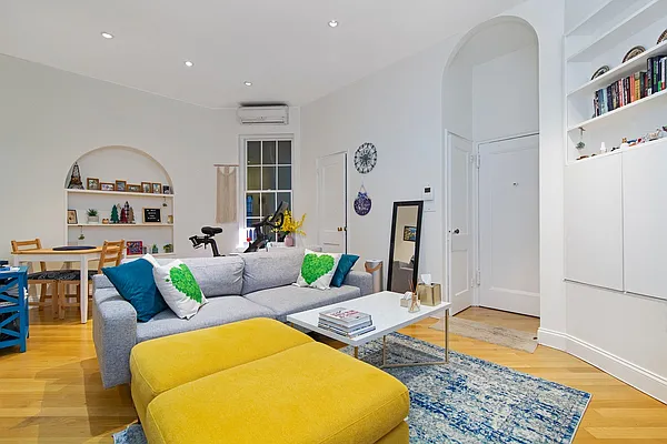 Rented by NextStopNY | media 1