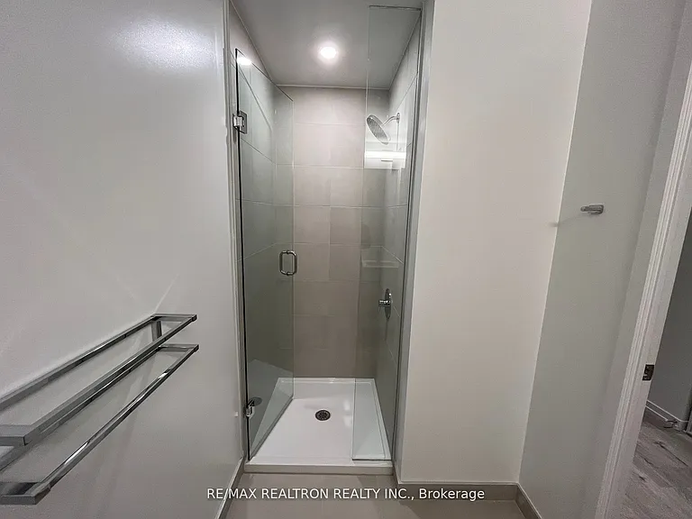 1000 Portage Pkwy #5005 — Photo 27