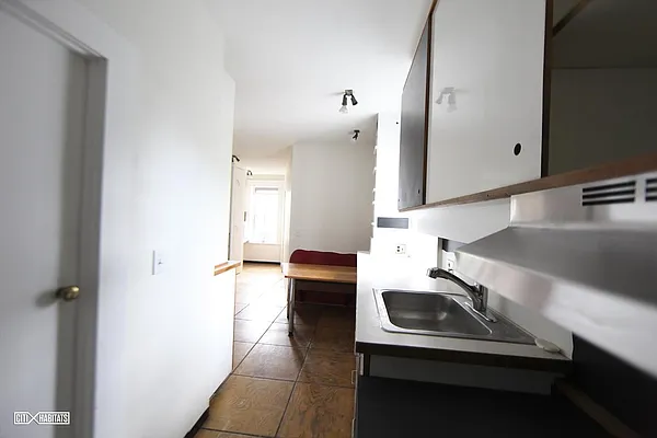 Rented by Citi Habitats | media 16