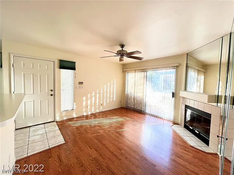 3101 Casey Dr #201 — Photo 2