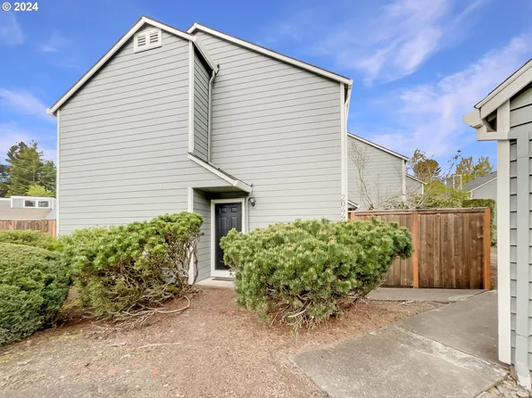 20440 SW Rosa Dr, Aloha, OR 97078