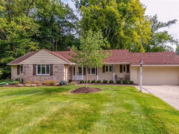24423 Bryden Rd, Beachwood, OH 44122