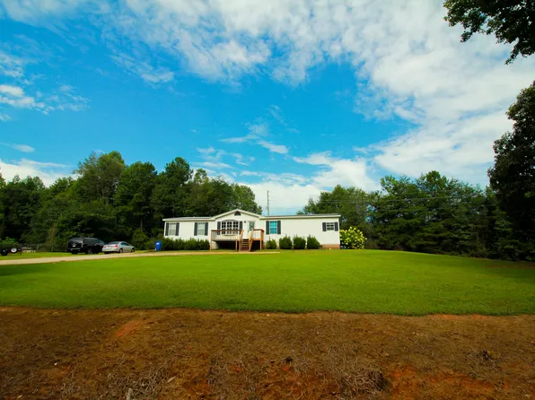 104 New Image Dr, Lula, GA 30554