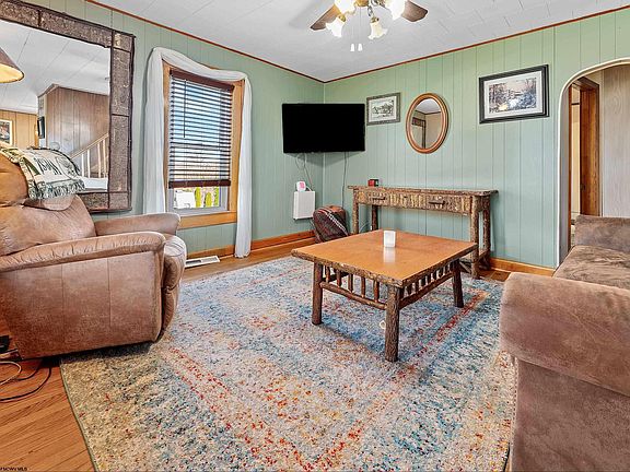 4th image of 2290 Kingmont Rd