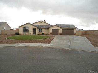 21296 Glenora Dr, Apple Valley, CA 92308