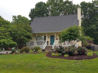 5455 Moravian Heights Ln, Clemmons, NC 27012