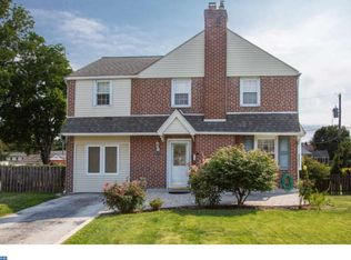 21 E Greenhill Rd, Broomall, PA 19008