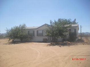 795 S Lochiel Rd, Golden Valley, AZ 86413