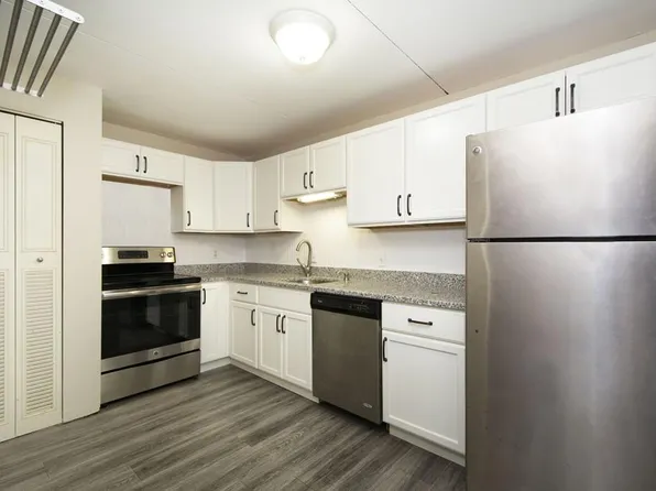 575 Broad St Unit 215, Weymouth, MA 02189