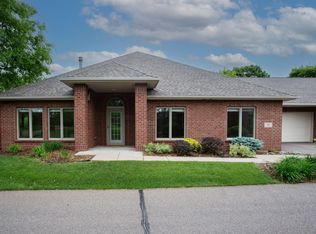 91 Deerwood Ct, Hudson, WI 54016