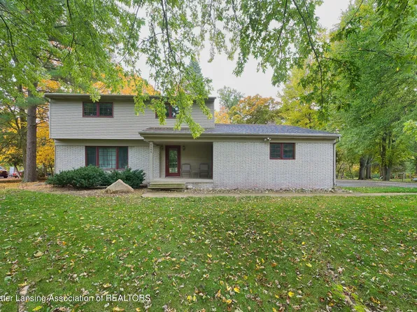 9599 Looking Glass Brook Dr, Grand Ledge, MI 48837