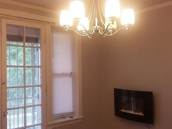 3rd image of 7312 S Blackstone Ave #2