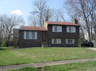 11900 Boydton Ct, Worthington Hills, KY 40245