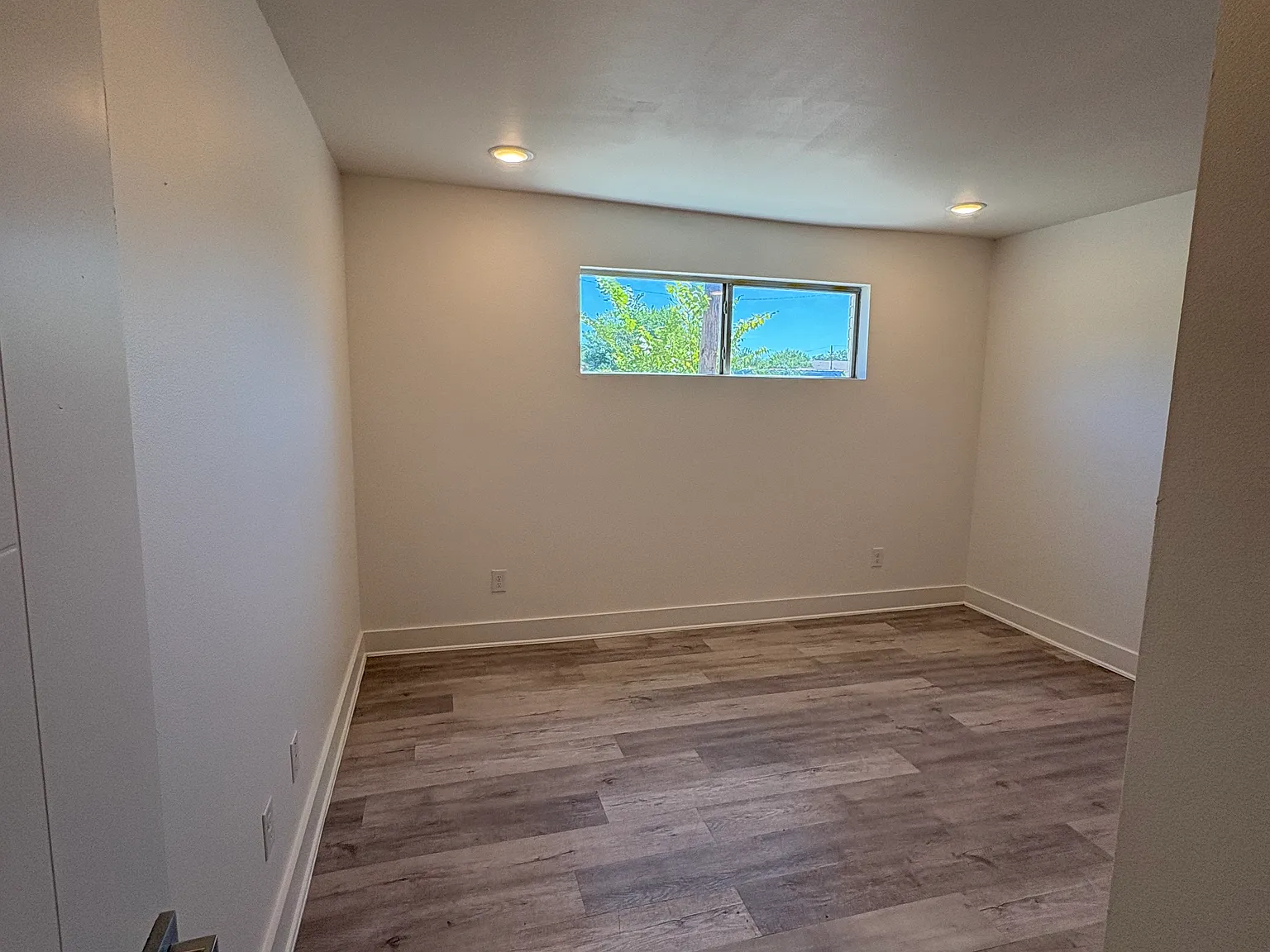 4315 Gaston Ave — Photo 3