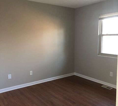 5th image of 2427 Lamborne Blvd