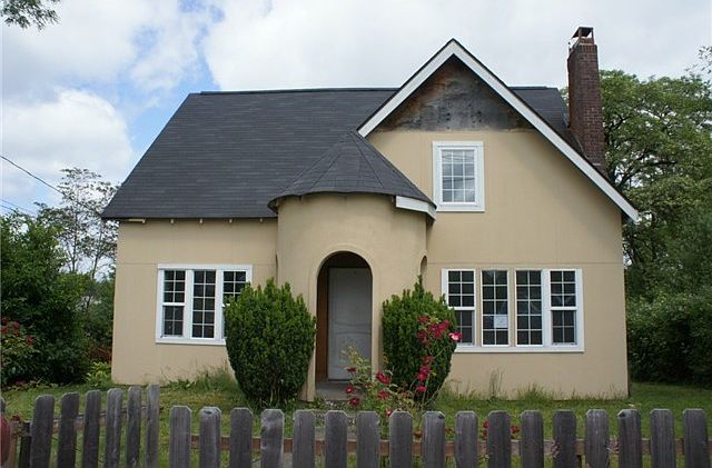 1st image of 620 Ellinor Ave