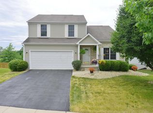 1017 Creekview Dr, Marysville, OH 43040