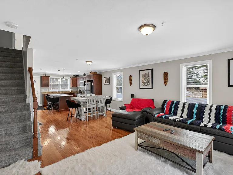 5 Twin Ponds Dr #8 — Photo 9