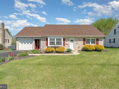 535 W Conestoga St, New Holland, PA, 17557