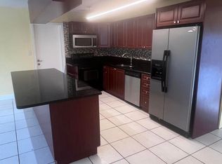 1530 S 24th Ct, Riviera Beach, FL 33404