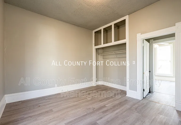 417 E Mulberry St — Photo 10