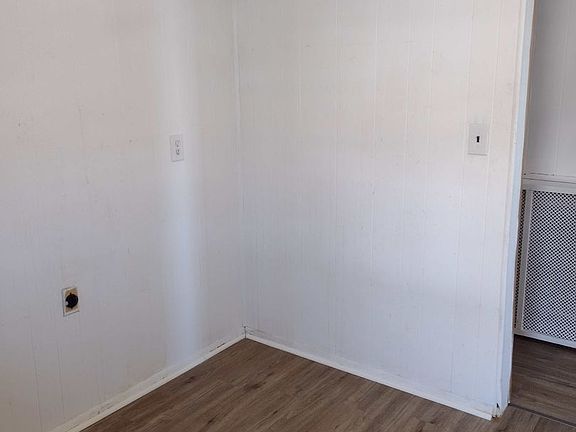 4th image of 142 Oliver St Unit 3