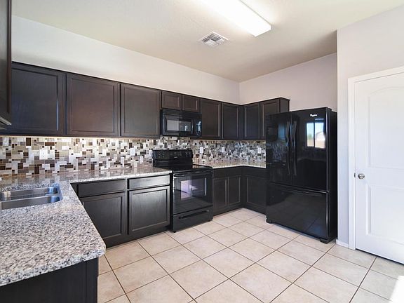 3rd image of 4880 E Sunstone Dr