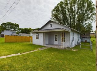 68 Valley St, Grafton, WV 26354