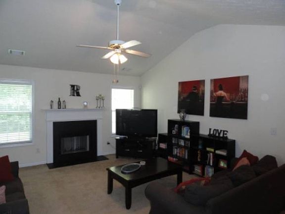 Living room (1)