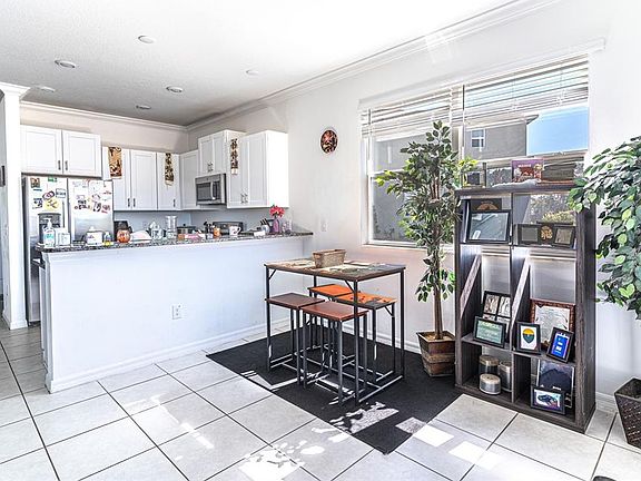 4th image of 7014 Ripple Pond Loop