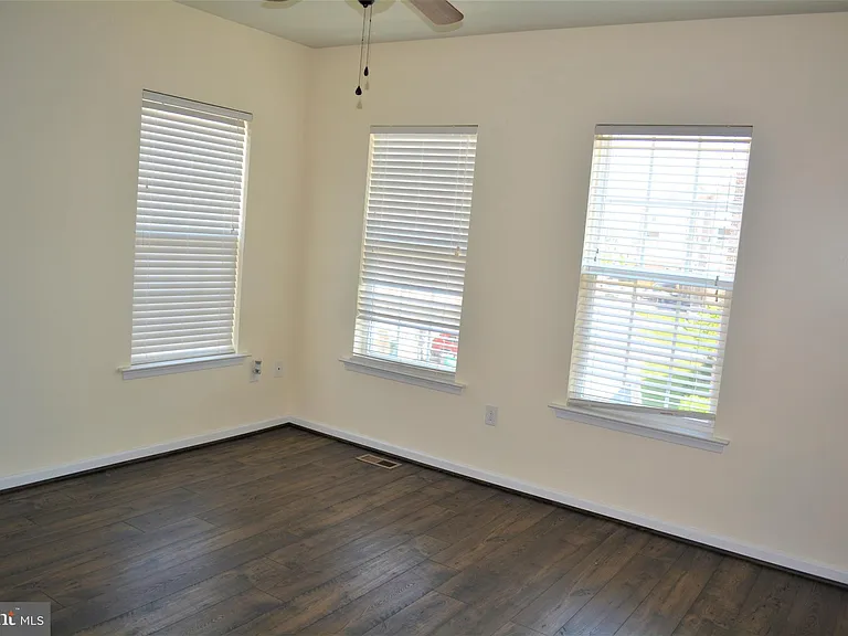 6203 Margarita Way — Photo 21