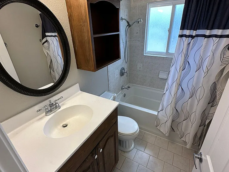 362 E 1150 N — Photo 10