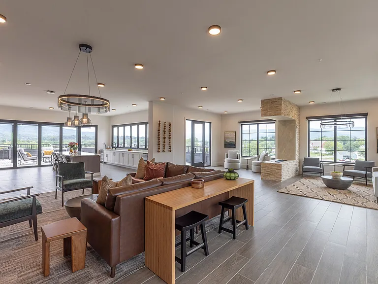 Valleydale Apartments — Photo 25