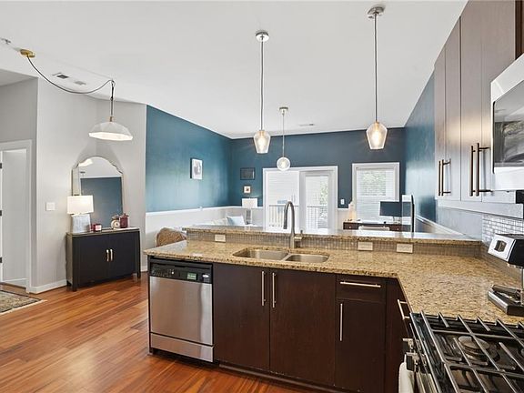 4th image of 870 Inman Village Pkwy NE #421