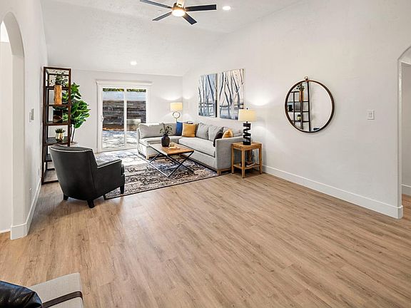 4th image of 4664 Ladera Way