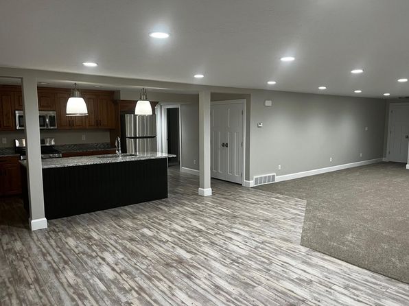 1361 N 200 W