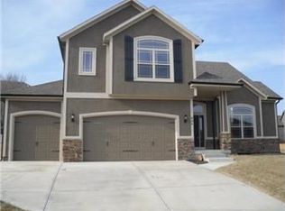 407 Yolanda Cir, Kearney, MO 64060