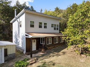 1150 Madison St #3040, Huntsville, AR 72740