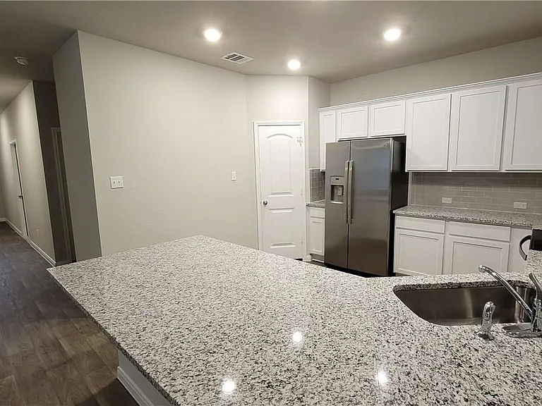 6509 Kildare Dr — Photo 5