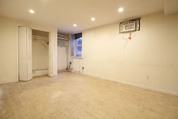 Rented by Elite NY Holdings | media 20